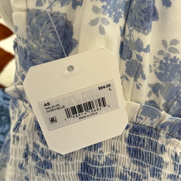 NEW Altar’d State Blue & White Floral Maxi Dress Size Large Available - Picture 8 of 9